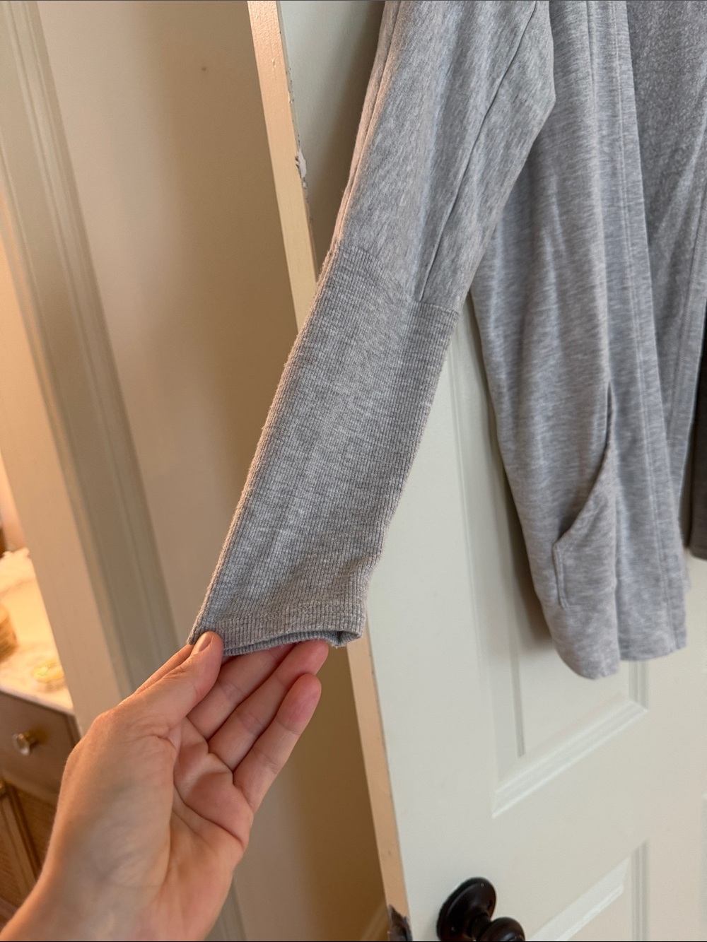 Beyond Yoga Heather Gray Hooded Open-Front Cardigan - Picture 2 of 4